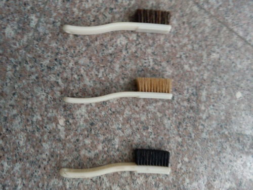 廠家供應(yīng)文玩刷 核桃刷 金剛刷 菩提子刷子 ,潛山市建輝特種工業(yè)制刷廠
